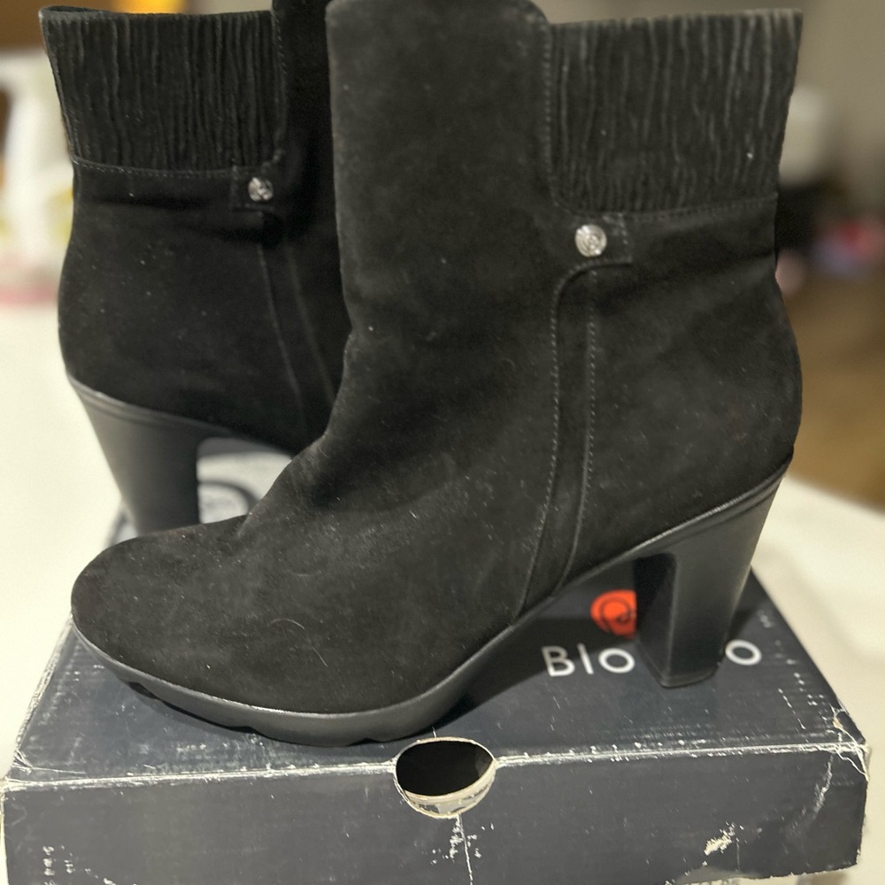 Blondo Canadian 3-Inch Heel Boots - Size 11M